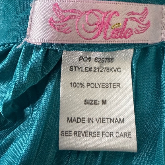 Halo Fashionista Turquoise HalterTop Pleated With Tie Side at Neck Size Medium - Picture 7 of 8